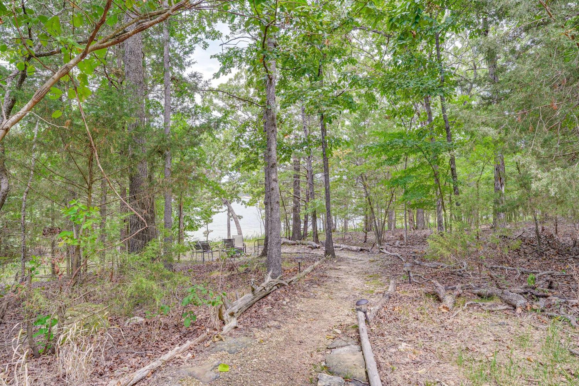 Blue EyeCabin On Table Rock Lake With Hot Tub And Fire Pit!别墅 外观 照片